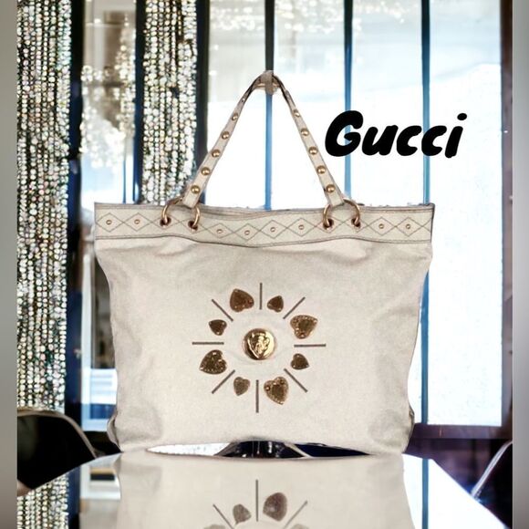 GUCCI OFF WHITE LEATHER LARGE TOTE SHOULDER BAG GOLD HEARTS GROMMET EMBELLISHED - Picture 1 of 13